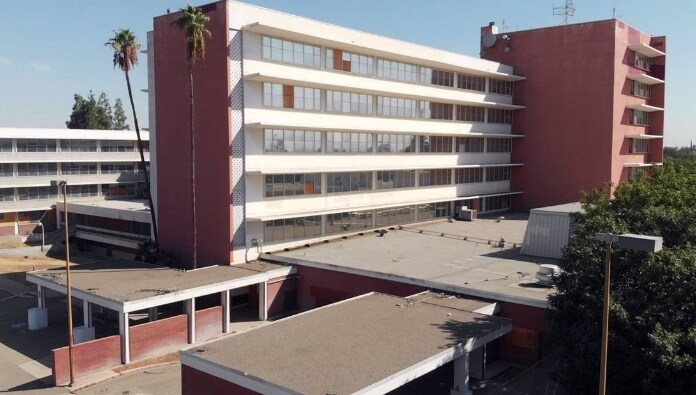 More Photos Of 445 S Cedar Ave, Fresno Hospital For Sale