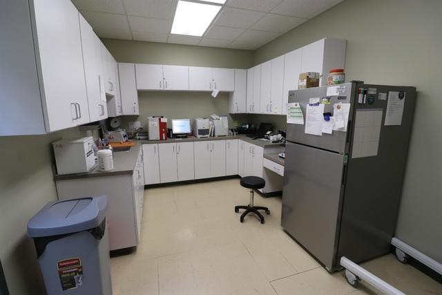 More Photos Of 14785 W 101st Ave, Dyer Medical For Lease