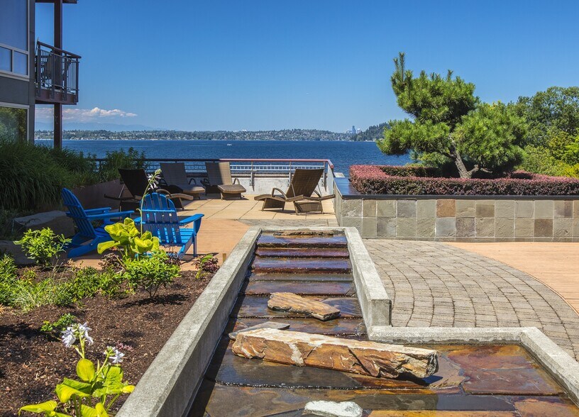 More Photos Of 1133 Lake Washington Blvd, Renton Apartments For Lease