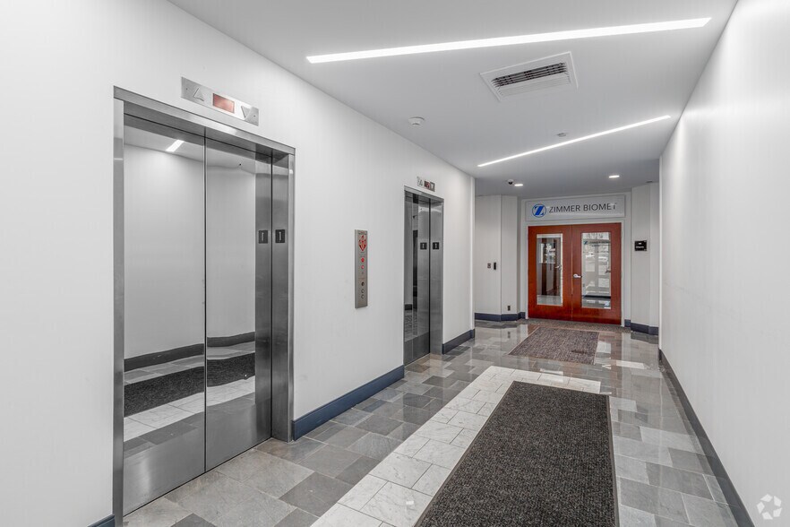 More Photos Of 650 Naamans Rd, Claymont Office For Sale