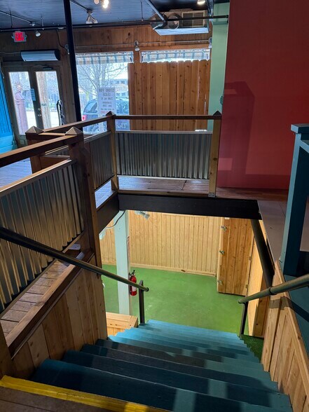 More Photos Of 133 Mason St, Saugatuck General Retail For Sale