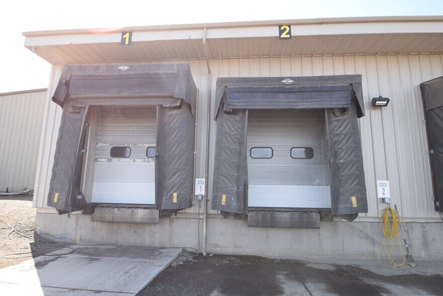 More Photos Of 812 C St, Culver Distribution For Sale