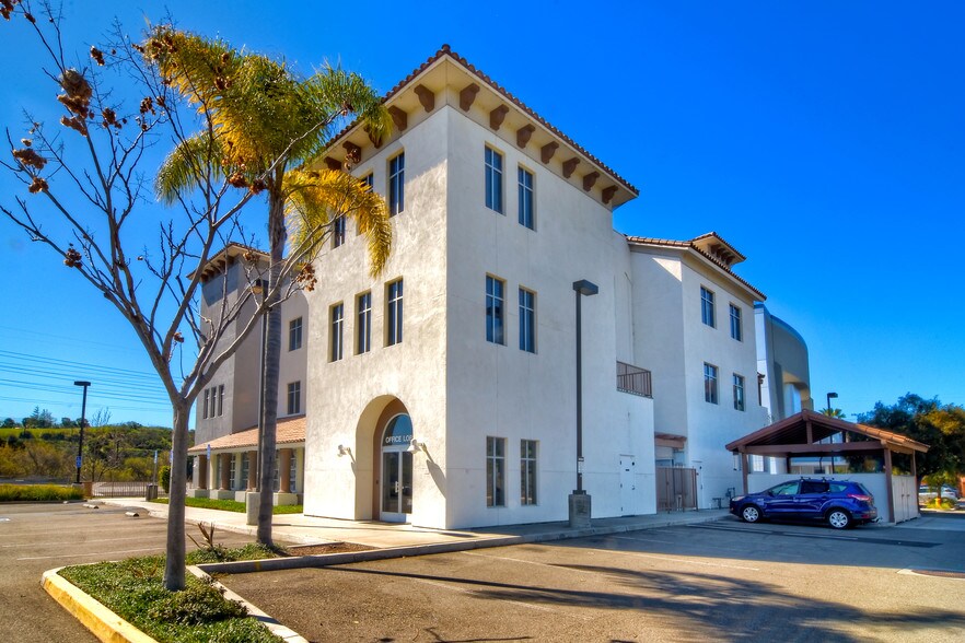 More Photos Of 3186 Vista Way, Oceanside Office For Sale