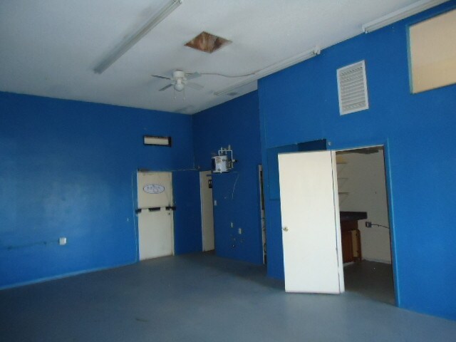 More Photos Of 4429-4451 Edgar Park Ave, El Paso Unknown For Lease