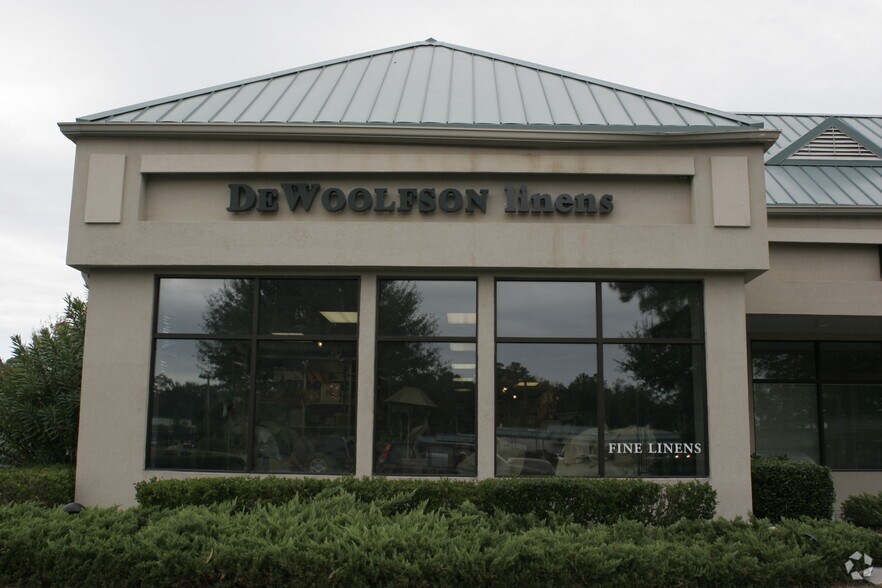More Photos Of 17 Sherington Dr, Bluffton Storefront Retail Office For Lease
