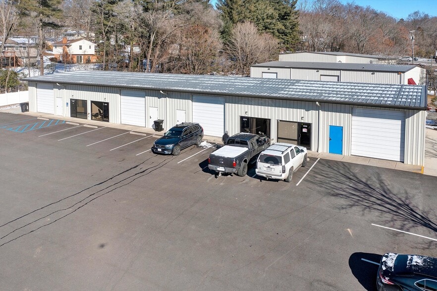 Primary Photo Of 6530-6536 Commonwealth Dr, Roanoke Research And Development For Lease