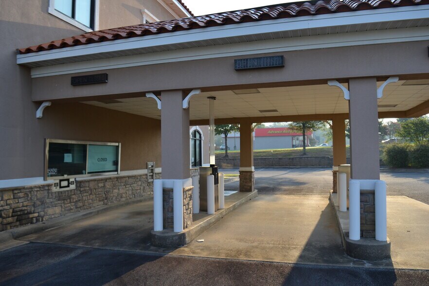 More Photos Of 3900 Dave Ward Dr, Conway Unknown For Lease
