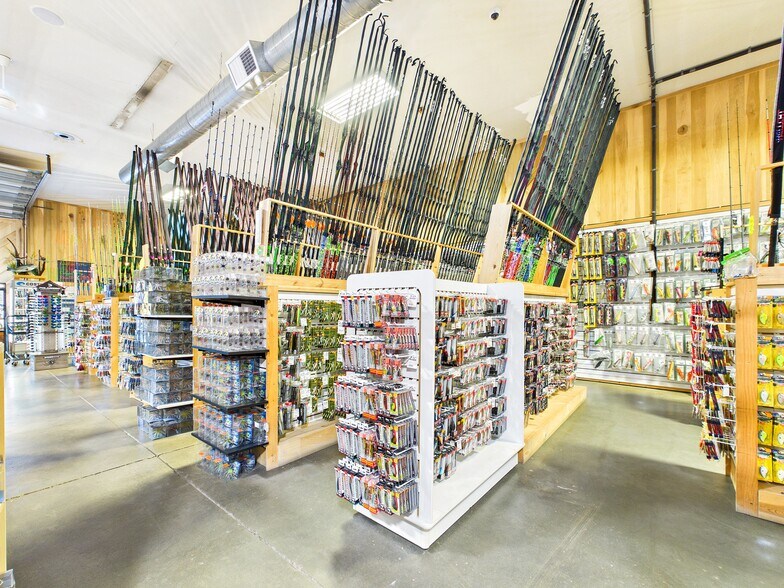More Photos Of 13520 Emerson Ave, Williamstown General Retail For Sale