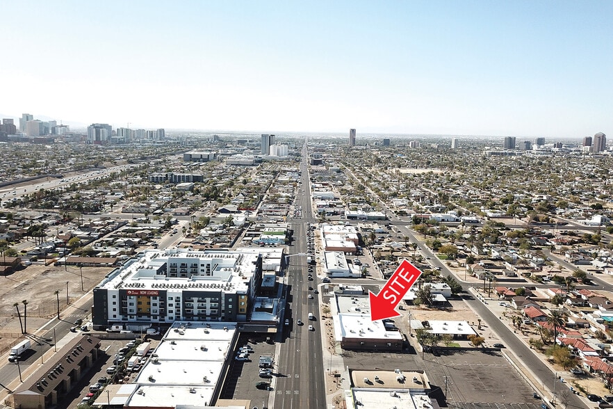 More Photos Of 1718-1726 E McDowell Rd, Phoenix Storefront For Lease