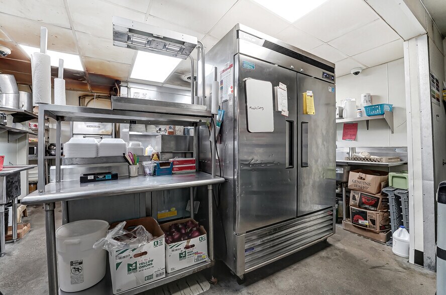 More Photos Of 13 W Main St, Spring Valley Restaurant For Sale