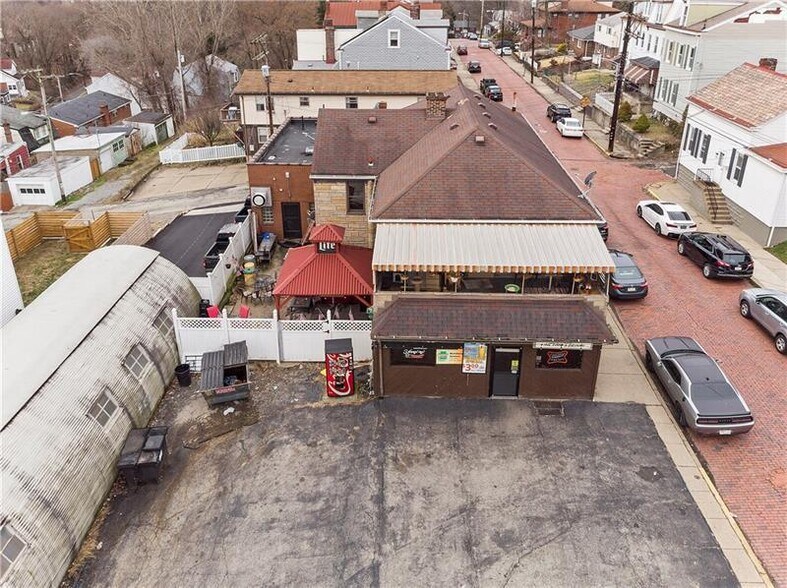 More Photos Of 2021 Mt Troy Rd, Pittsburgh Bar For Sale
