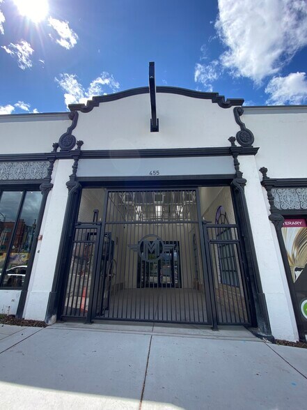 More Photos Of 455-467 25th St, Ogden Restaurant For Lease