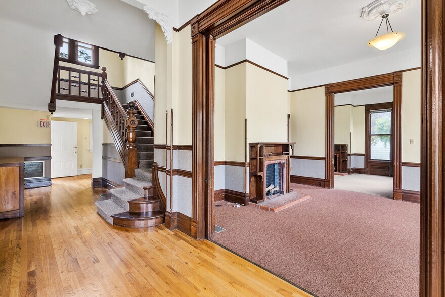 More Photos Of 603 Mission St, Santa Cruz Office For Sale