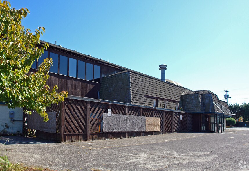 More Photos Of 834 N Black Horse Pike, Blackwood Health Club For Sale
