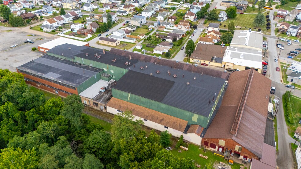 More Photos Of 801 Hazlett Ave, Wheeling Office For Sale