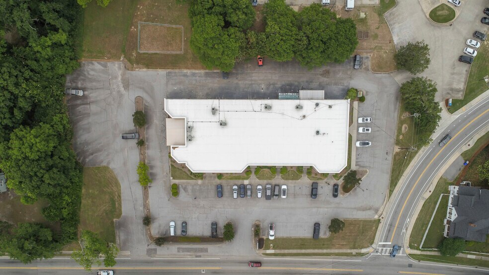 More Photos Of 1035 Green St SE, Conyers Office For Sale