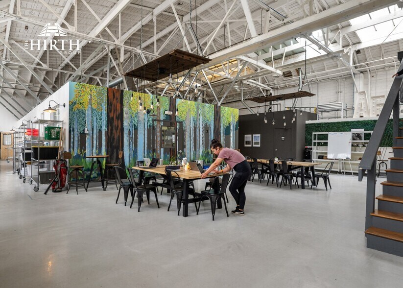 More Photos Of 2321 Filbert St, Oakland Warehouse For Sale