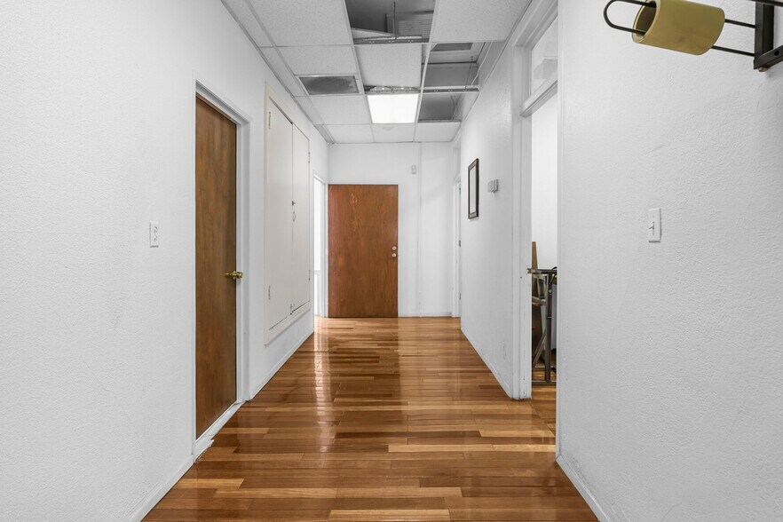 More Photos Of 10640 Main St, El Monte Storefront For Sale