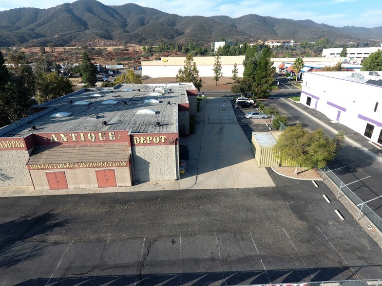 More Photos Of 28418 Felix Valdez Ave, Temecula Showroom For Sale