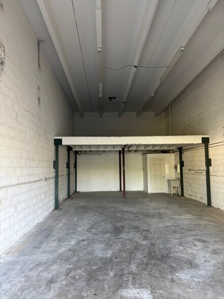 More Photos Of 14305 SW 142nd St, Miami Industrial For Lease