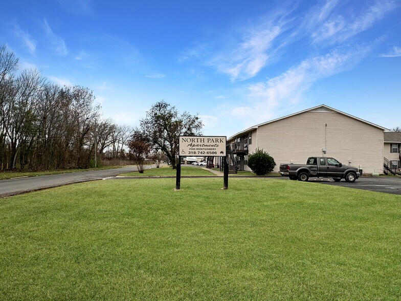 More Photos Of 2500 Montgomery Ln, Bossier City Apartments For Sale