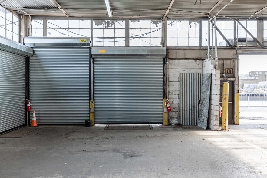 More Photos Of 460 Kingsland Ave, Brooklyn Truck Terminal For Lease