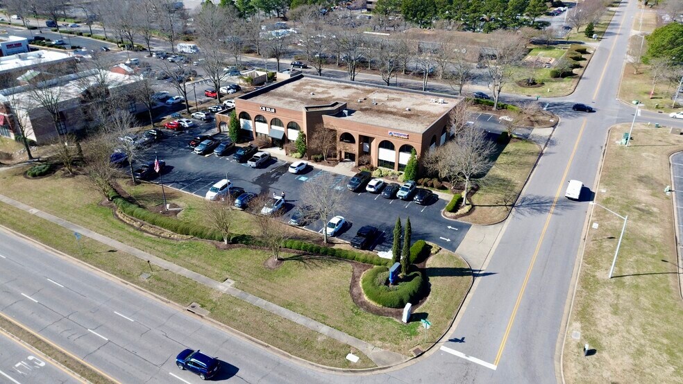Primary Photo Of 641 Lynnhaven Pky, Virginia Beach Office For Sale