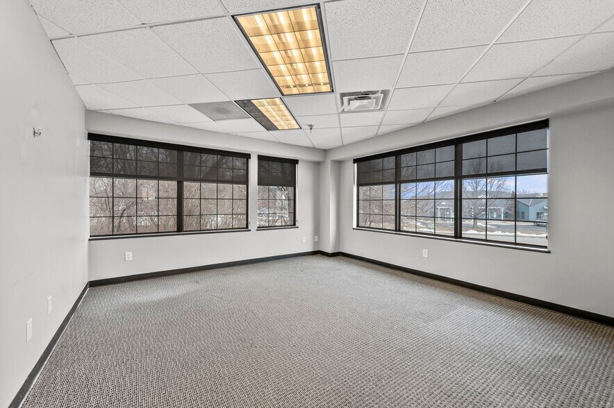 More Photos Of 3730 S Elizabeth St, Independence Medical For Lease