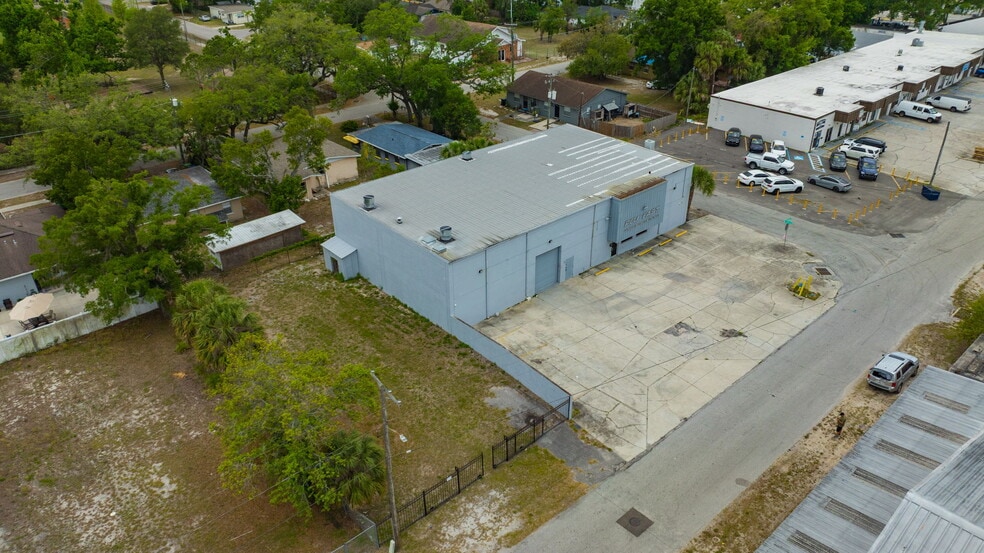 More Photos Of 1001 E Skagway Ave, Tampa Warehouse For Lease
