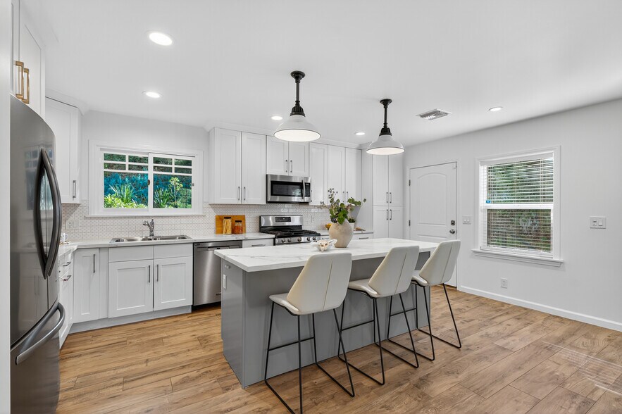 More Photos Of , Tujunga Multifamily For Sale