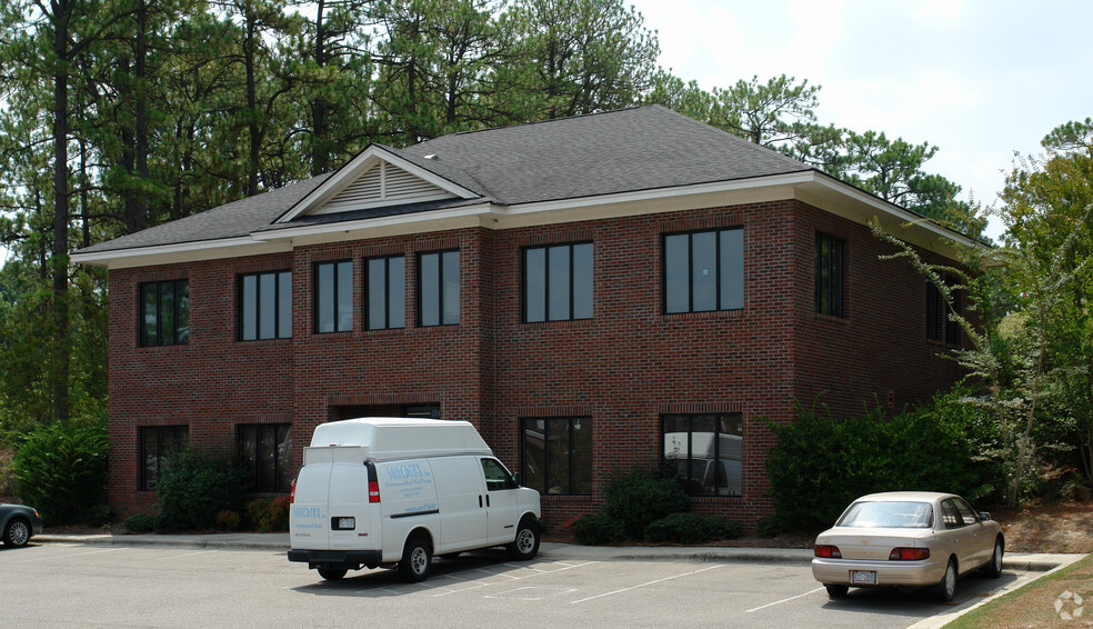 Primary Photo Of 2014 Litho Pl, Fayetteville Medical For Lease