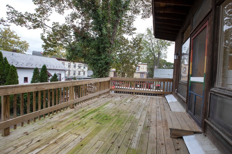 More Photos Of 83-85 S Main St, New Hope Storefront Retail Residential For Sale