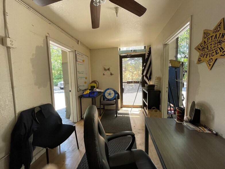 More Photos Of 1011-1021 Mason St, Vacaville Unknown For Lease