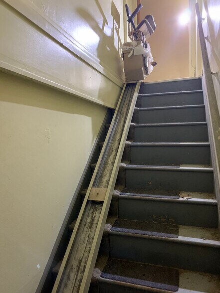 More Photos Of 5621 Tricross Dr, Columbia Assisted Living For Lease