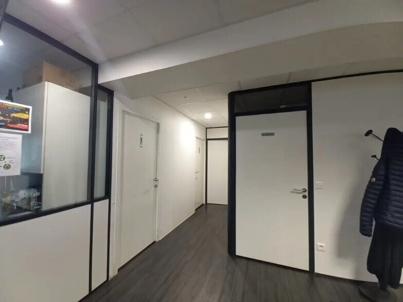 More Photos Of 20 Avenue Ariane, Mérignac Flex For Lease