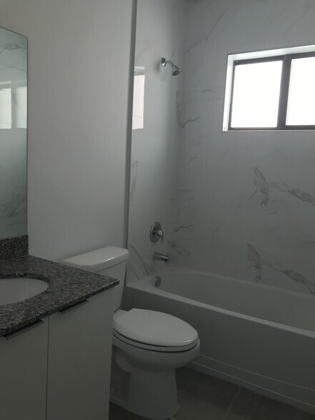 More Photos Of 4364 E 10th Ave, Hialeah Apartments For Sale