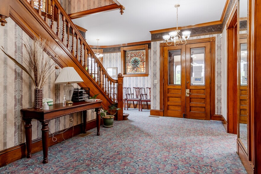 More Photos Of 25 Harvard St, Worcester Office For Lease