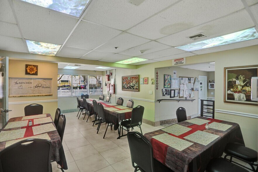 More Photos Of 1722 Madison St, Hollywood Assisted Living For Sale
