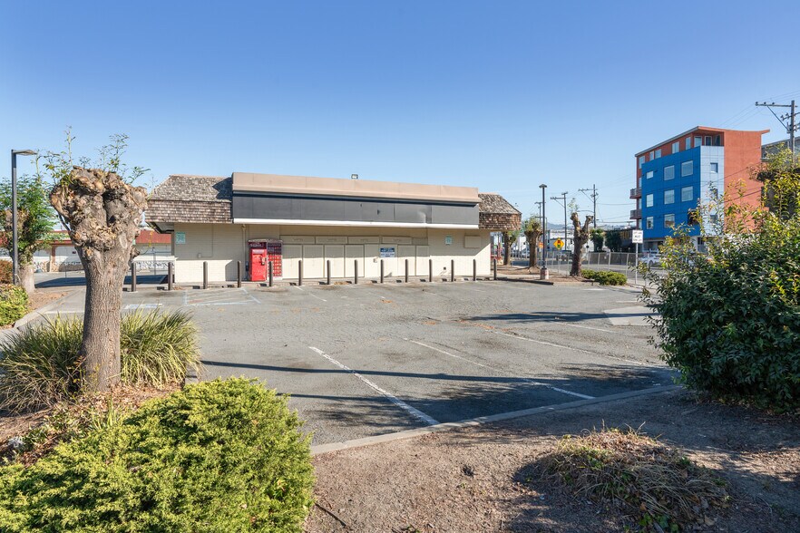 More Photos Of 324 23rd Ave, Oakland Convenience Store For Sale