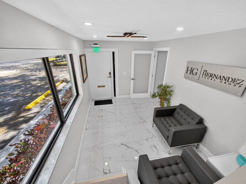 More Photos Of 10717 Sw 104th St, Miami Office For Sale