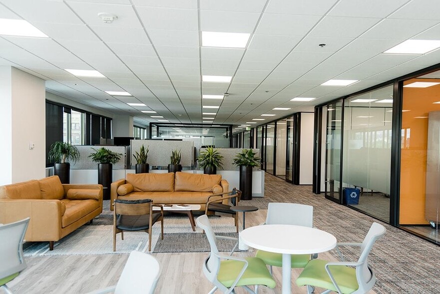 More Photos Of 950 W Bannock St, Boise Office For Lease