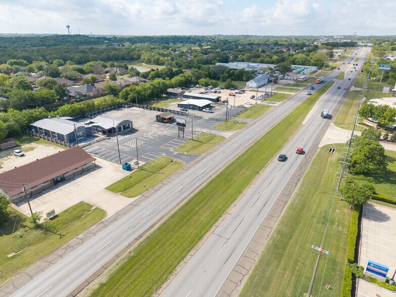 More Photos Of 2795 SW Wilshire Blvd, Burleson Flex For Lease