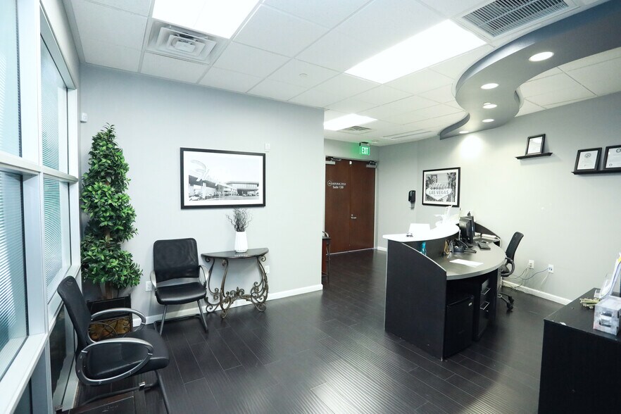 More Photos Of 2875 St Rose Pky, Henderson Medical For Lease