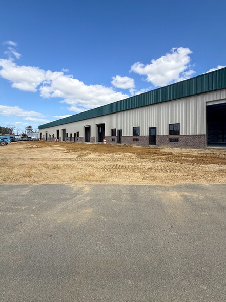 More Photos Of 7123 Cross County Rd, North Charleston Industrial For Lease