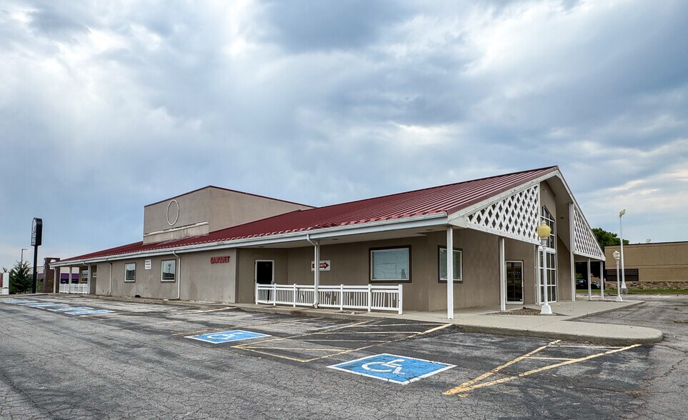 More Photos Of 286 N 400 W, Kaysville Restaurant For Lease