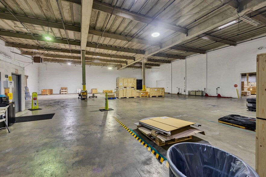 More Photos Of 164 W 31st St, Chattanooga Distribution For Lease