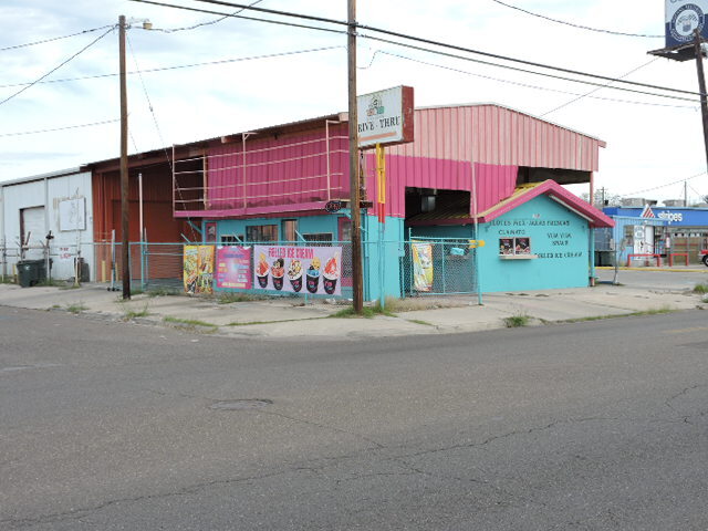 More Photos Of 1719 N Arkansas Ave, Laredo Flex For Sale