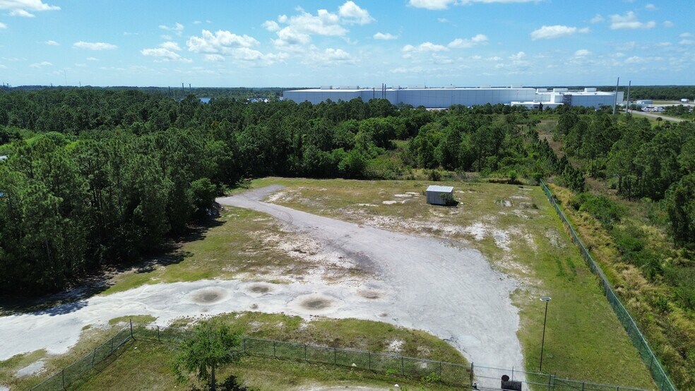 More Photos Of 1060 Cox Rd, Cocoa Warehouse For Lease