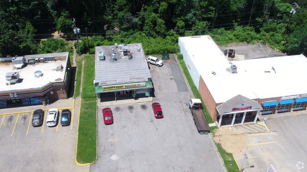 More Photos Of 13986 Jefferson Davis Hwy, Woodbridge Freestanding For Sale