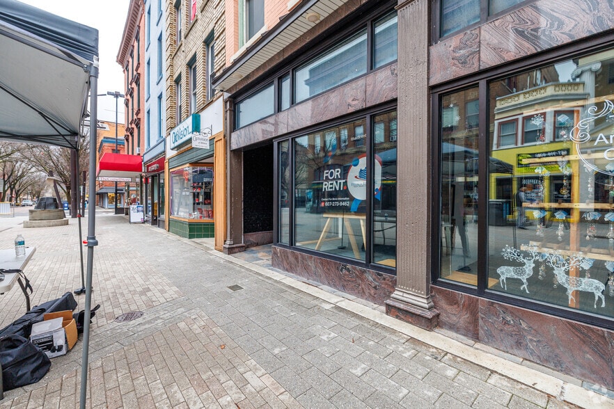 More Photos Of 108-114 E State St, Ithaca Apartments For Lease